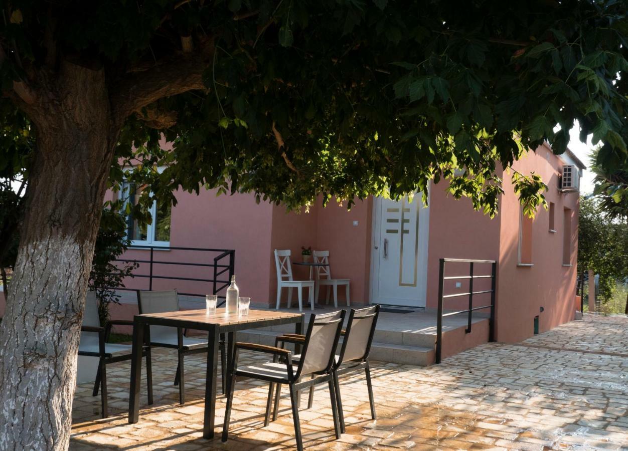 מיתיקאס Villa Lelova מראה חיצוני תמונה
